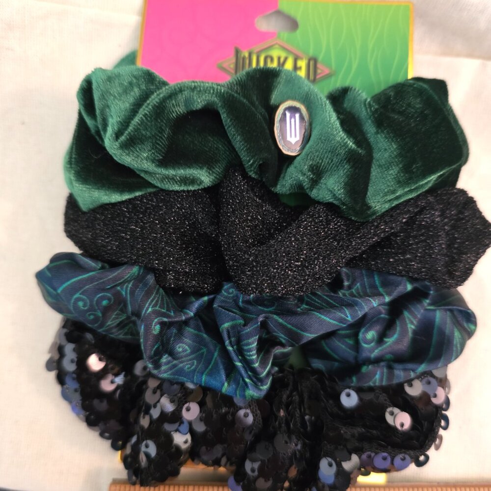 Wicked Hair Scrunchie set of 4 - NWT‎